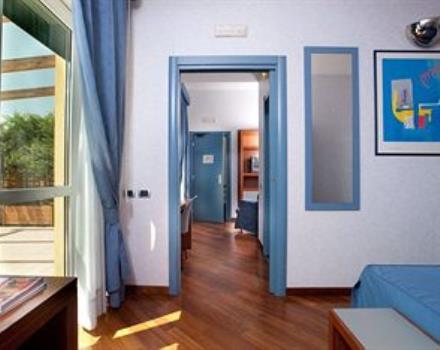 The DeLuxe Room is soundproof and equipped with direct dial telephone, air conditioning, satellite TV, minibar, safe, internet wi-fi, a private bathroom with bathtub and hairdryer.

Facilities: air conditioning, hair dryer, safe, wireless internet access, iron and ironing board, mini bar, Radio, desk, tea and coffee making facilities, soundproof Rooms, direct dial telephone, telephone in bathroom, terrace, cable TV