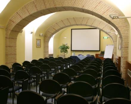 Choisissez la salle de congrès de l'hôtel Best Western Hotel Plaza pour organiser vos événements à Naples