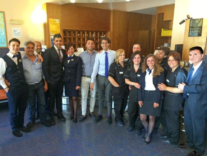 Lo Staff ed il Management del Best Western Plaza Napoli vi augura buon soggiorno.