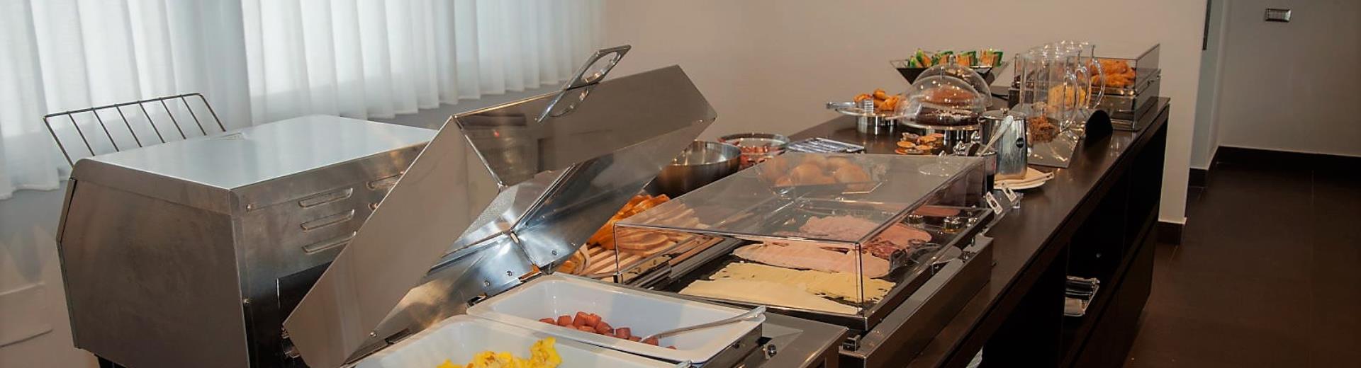 Exposure of the buffet on the new roof garden